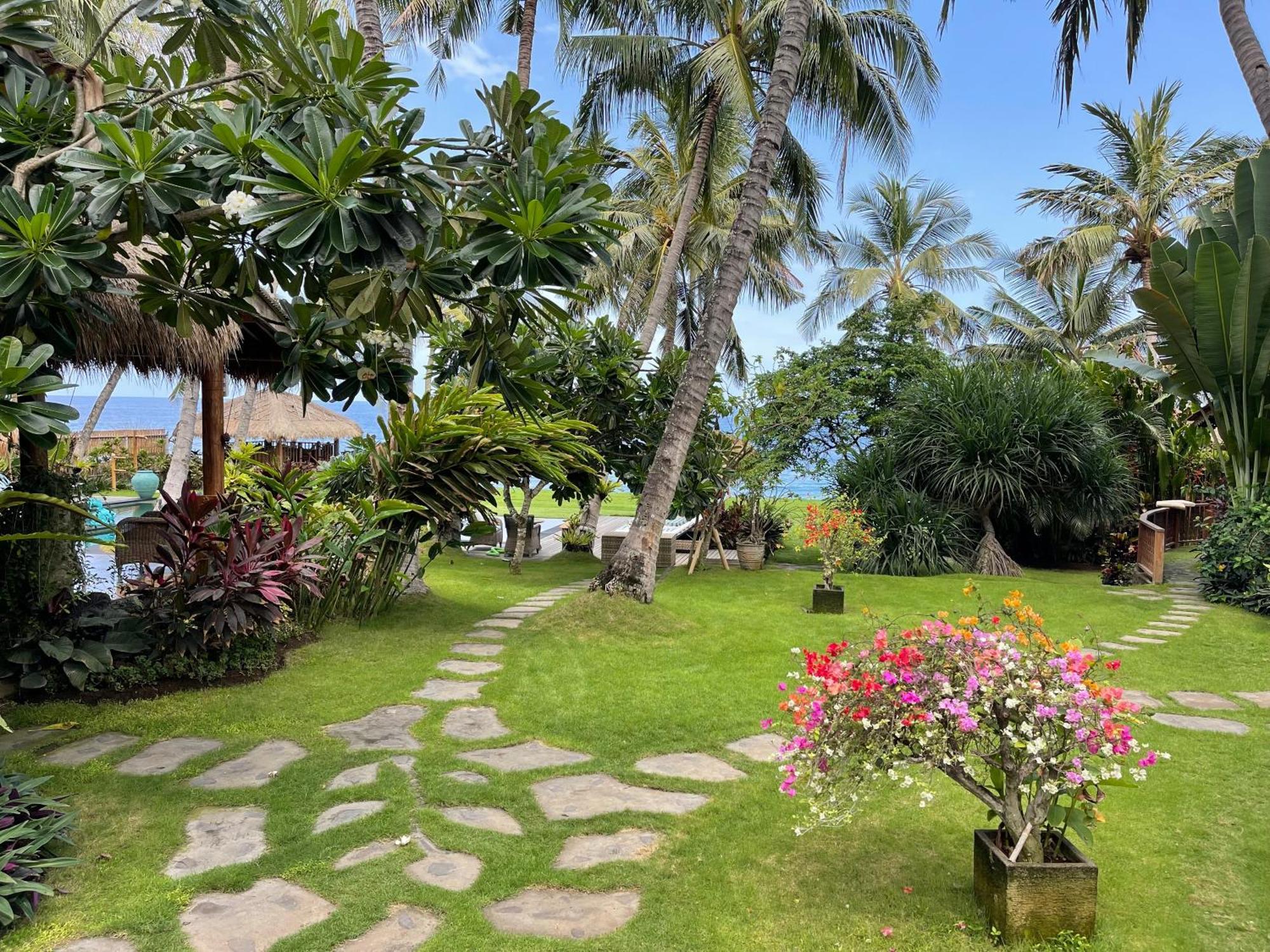 Louka Beach Bali Tianyar Exterior foto